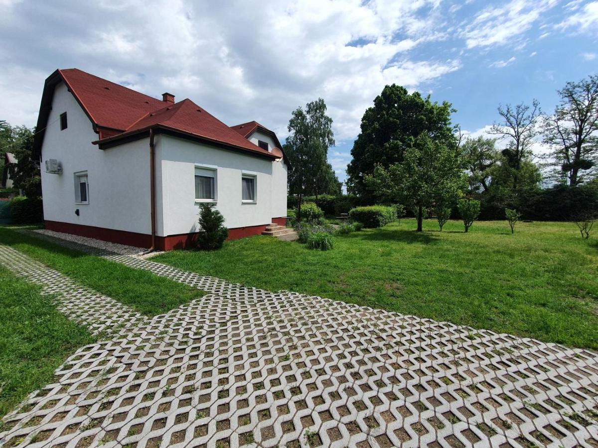 Fagreci Villa Balatonmariafurdo Exterior photo